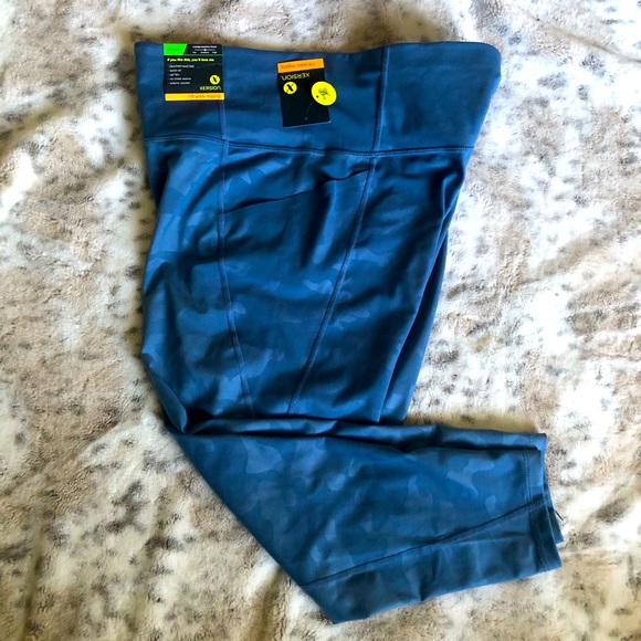NWT- Xersion Ankle Leggings Plus - Picture 2 of 9